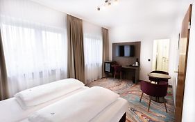 Firzlaff'S Hotel